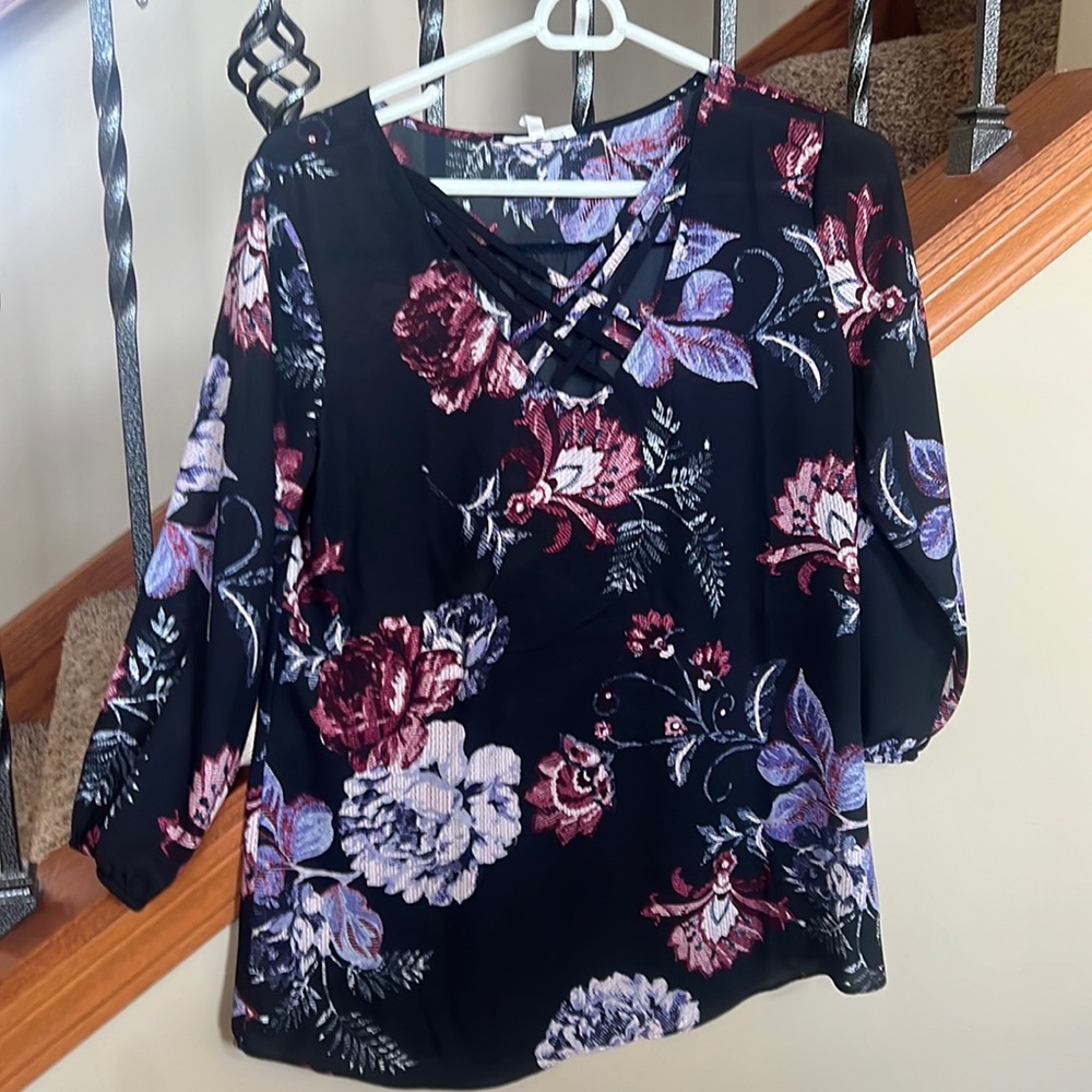3/4 length floral blouse from Mauricea